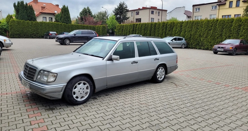 Mercedes-Benz Klasa E cena 7500 przebieg: 358000, rok produkcji 1995 z Lublin małe 37